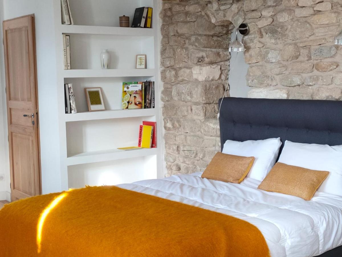 La Maison Pres De La Fontaine Saignon Εξωτερικό φωτογραφία