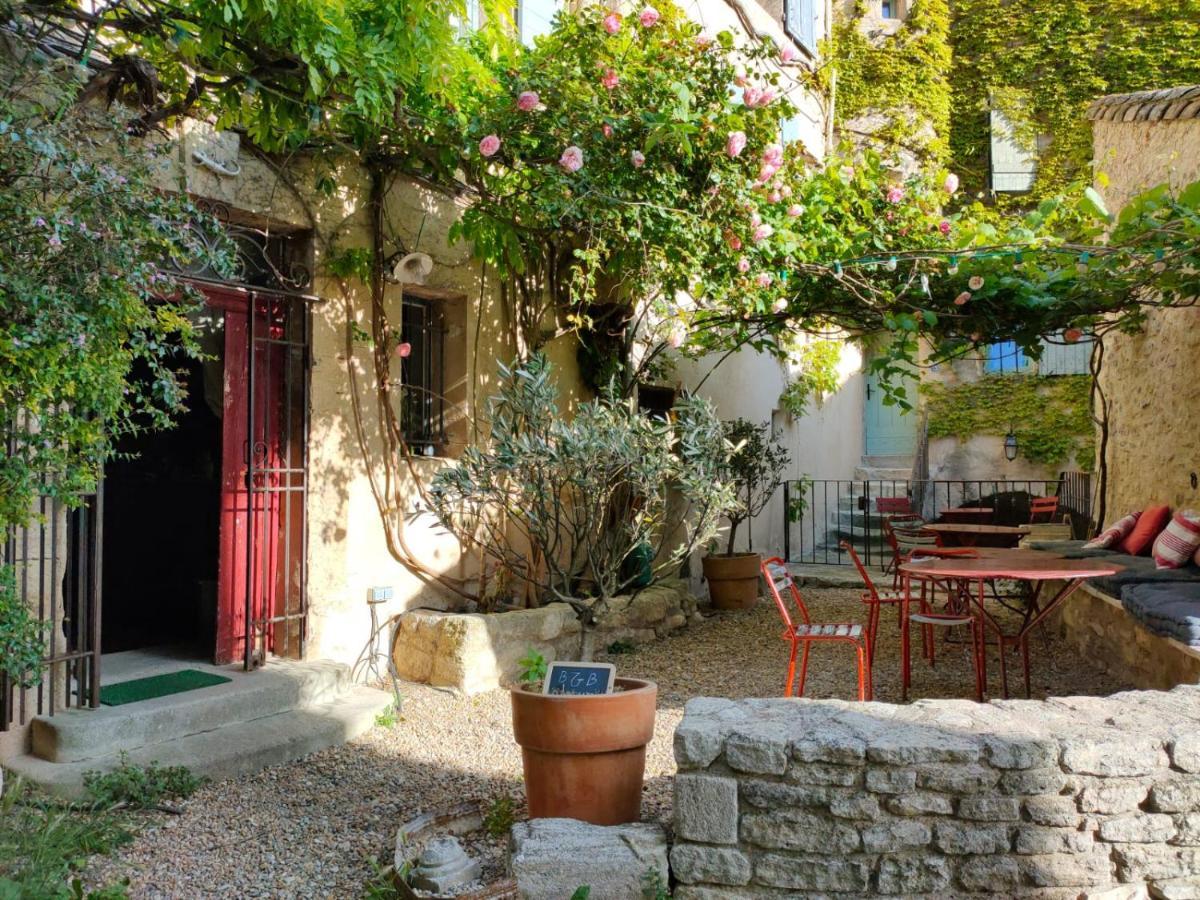 La Maison Pres De La Fontaine Saignon Εξωτερικό φωτογραφία